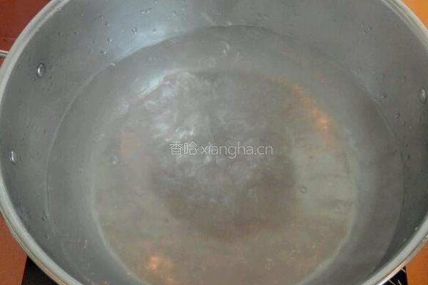 猪肉槐花陷饺子的做法图解22