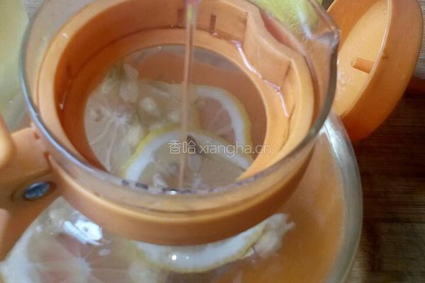 柠檬蜂蜜茉莉茶的做法图解3