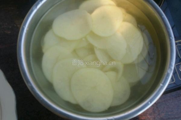 大辣椒炒土豆片的做法图解5