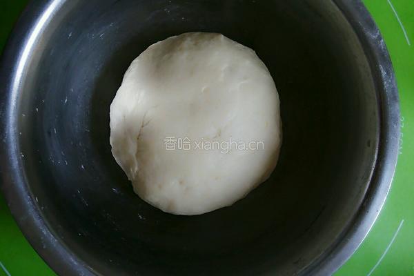 椒盐油酥烧饼的做法图解3