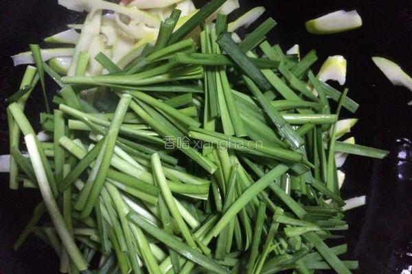 韭菜炒竹笋的做法图解8