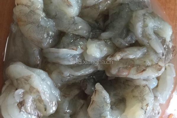虾仁饺子的做法图解1