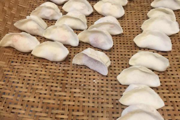 虾仁饺子的做法图解8