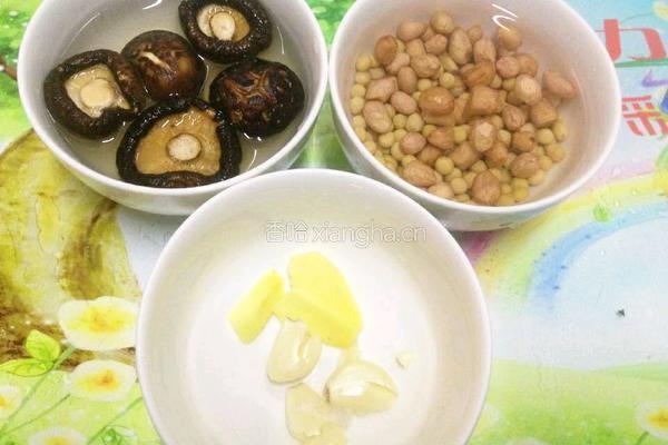 花生黄豆炖猪蹄的做法图解3