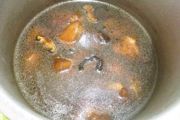 花生黄豆炖猪蹄的做法图解12