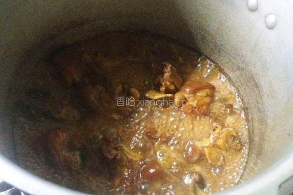 花生黄豆炖猪蹄的做法图解14