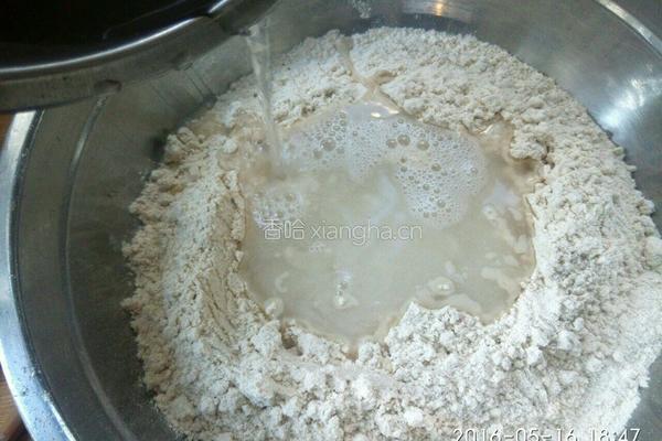 蘑菇莜面鱼鱼的做法图解4
