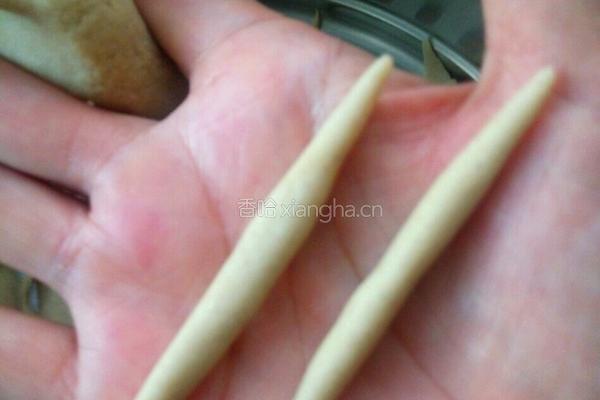 蘑菇莜面鱼鱼的做法图解7