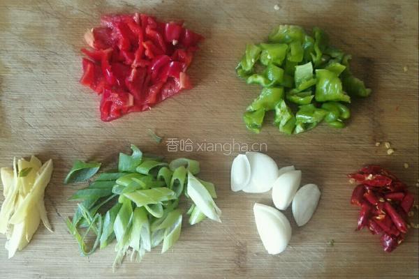 豌豆小炒肉的做法图解2