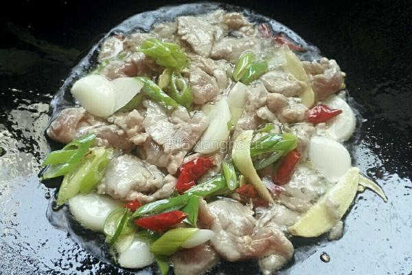 豌豆小炒肉的做法图解5