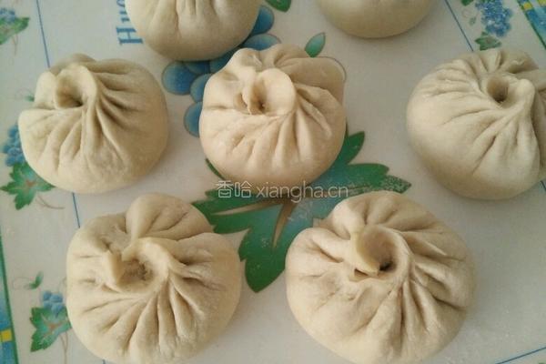 韭菜包子的做法图解12