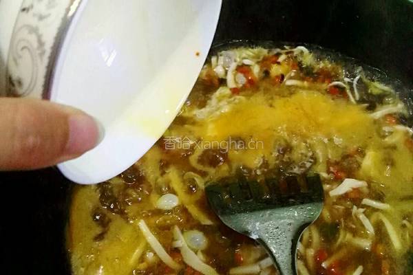 家常酸辣汤的做法图解8