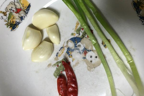 红烧土豆块的做法图解3