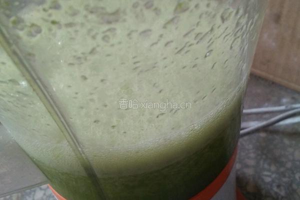 芹菜汁的做法图解5