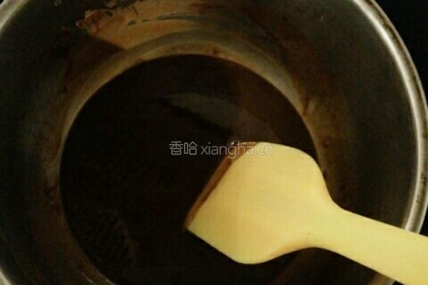 巧克力熔岩蛋糕的做法图解3