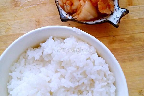 韩式泡菜炒饭的做法图解1