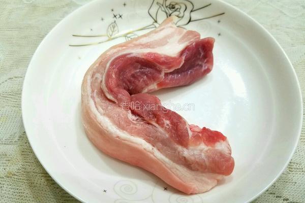 卷心菜炒肉的做法图解2