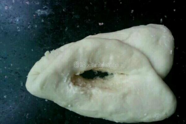 椰蓉奶香叶子面包的做法图解8