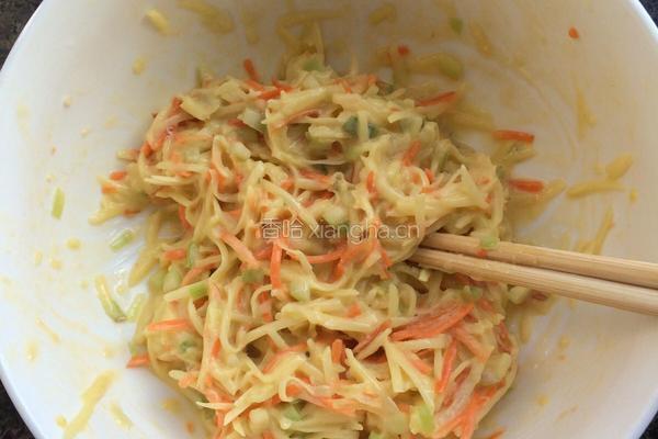 葱香土豆鸡蛋饼的做法图解4