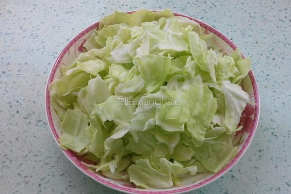 西红柿炒卷心菜的做法图解2