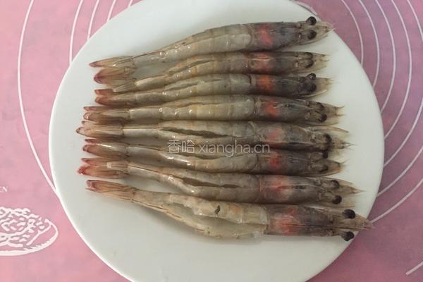 蒜蓉开片虾的做法图解2
