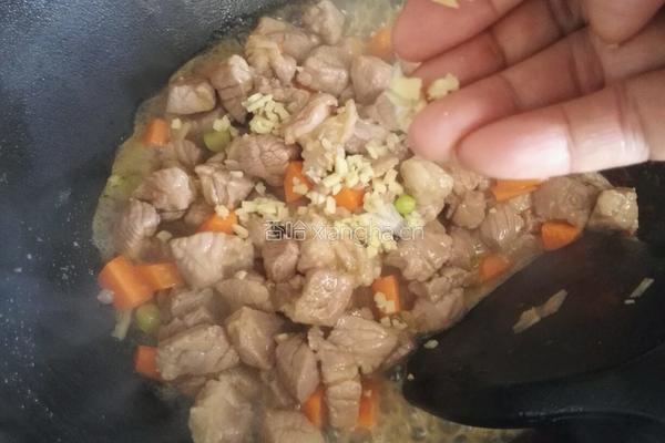 肉焖饭的做法图解9
