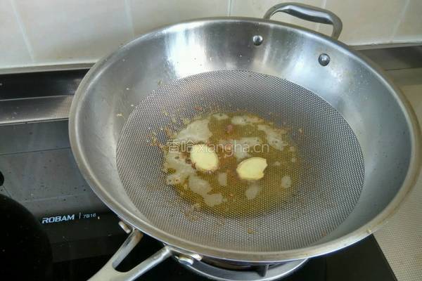 菜花木耳炒肉的做法图解8