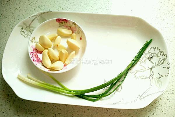 蒜蓉蒸龙虾的做法图解5