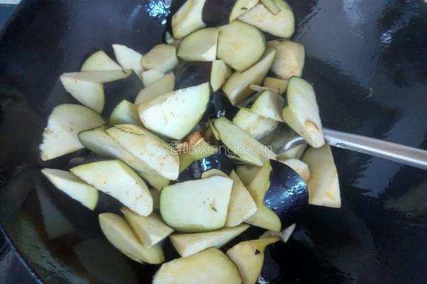 土豆烧茄子的做法图解7