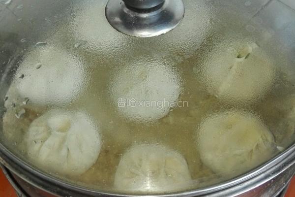 槐花韭菜鸡蛋包子的做法图解23