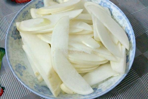 糖醋腌萝卜的做法图解2