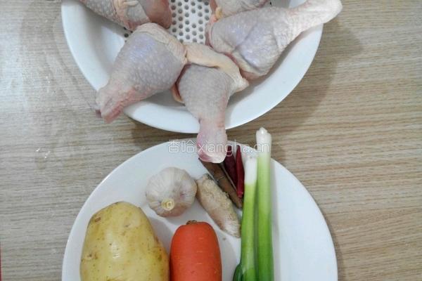 土豆鸡腿的做法图解1