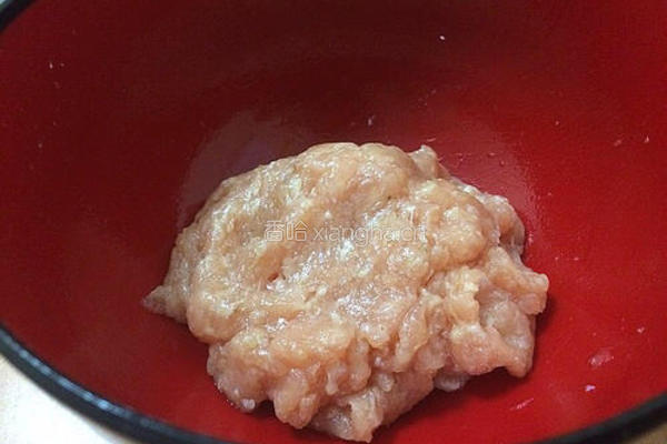 鲜虾鸡肉丸子汤的做法图解4