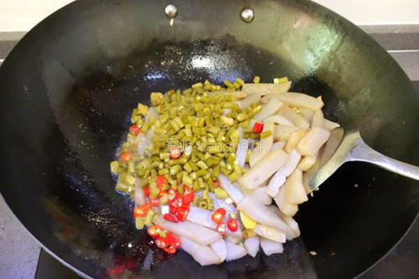 酸菜魔芋豆腐的做法图解6