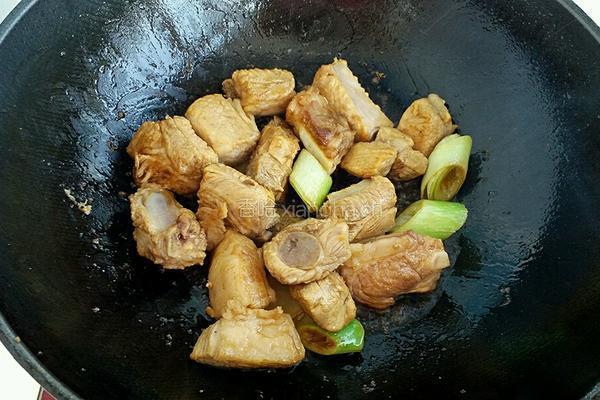 排骨藕汤的做法图解6
