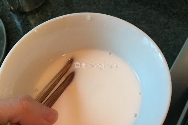 香菇豆腐汤的做法图解3