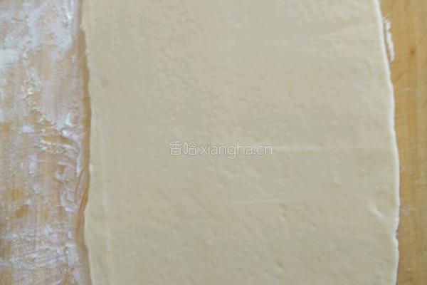 自创…豆沙卷的做法图解4