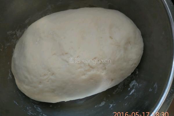 韭菜鸡蛋陷饼的做法图解1