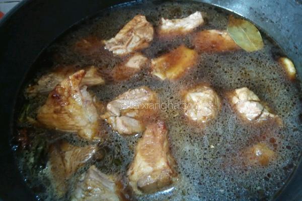 小土豆烧排骨的做法图解4