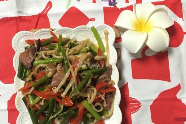 蒜苔金针菇炒肉的做法图解6