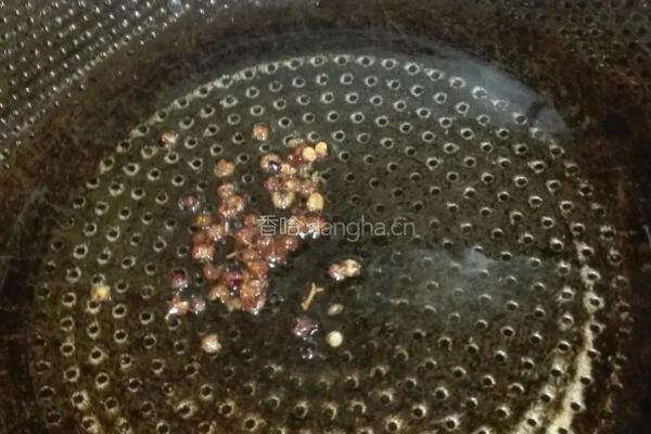 香辣金针菇的做法图解2