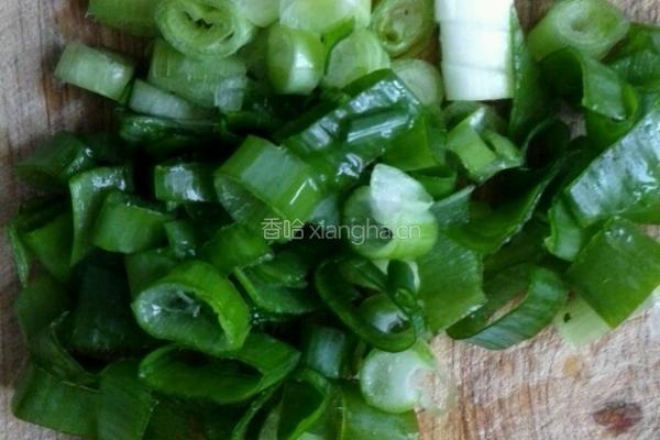 地皮菜炒鸡蛋的做法图解3