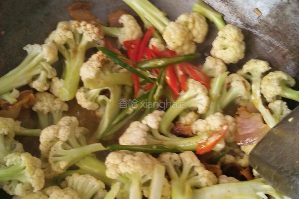 干煸腊味菜花的做法图解9