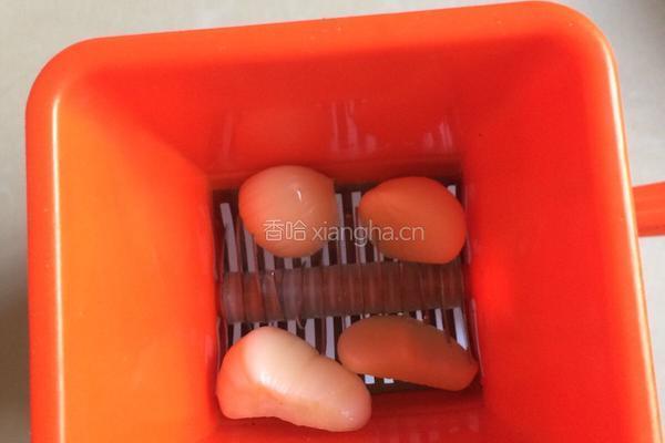 剁椒凉拌凤爪的做法图解8