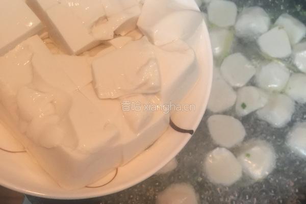 青菜豆腐鱼丸汤的做法图解7