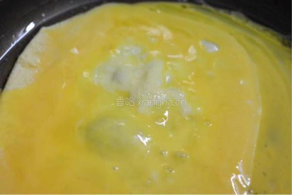 鸡蛋炒芹菜的做法图解2