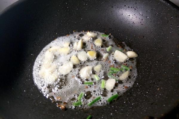 鲶鱼烧茄子的做法图解9