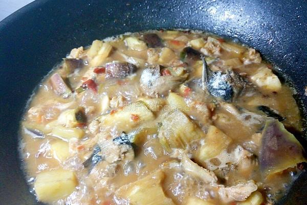 鲶鱼烧茄子的做法图解16