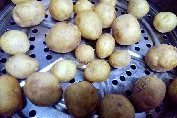 酱小土豆的做法图解2