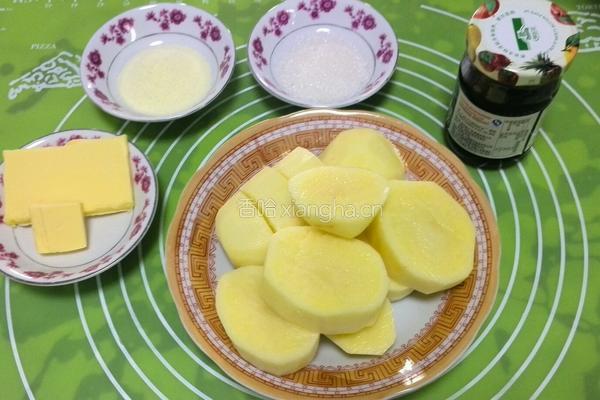蓝莓酱土豆泥的做法图解1